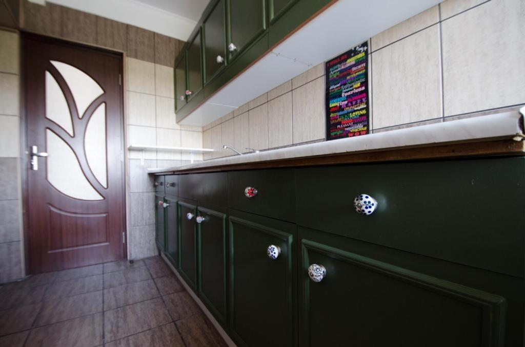 Bright Apartment Near Cismigiu And Old Town Bukares Bagian luar foto